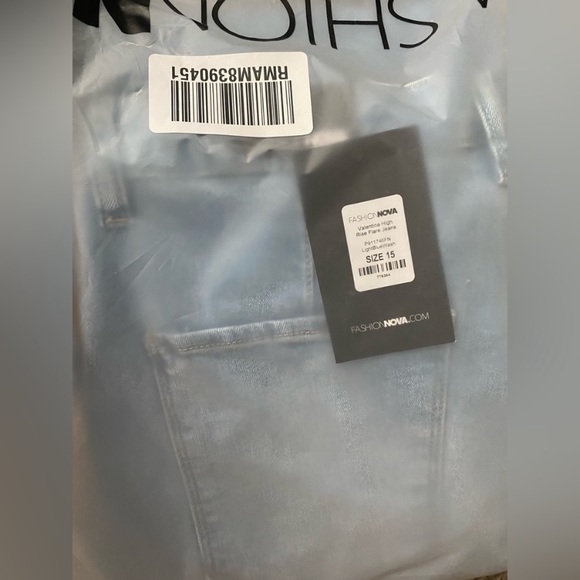 VALENTINA HIGH RISE FASHION NOVA NWT - Picture 4 of 5